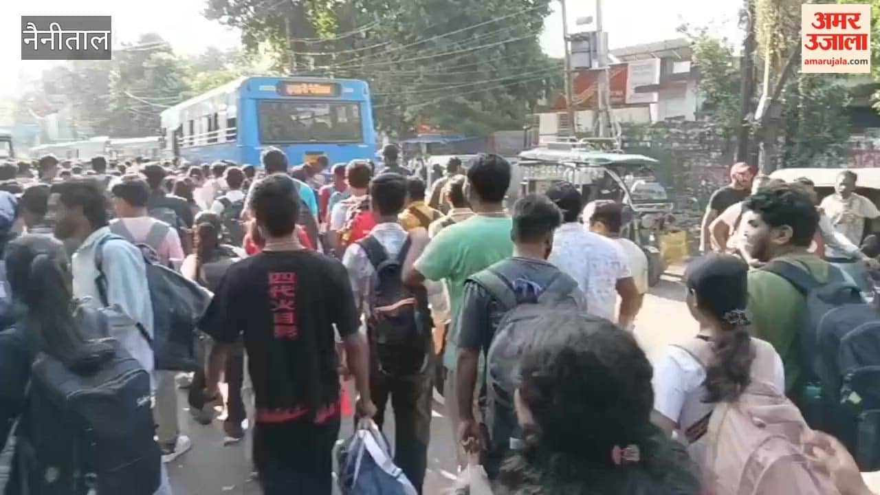 Huge crowd of passengers going to Nainital-Kainchi Dham at Haldwani Roadways station