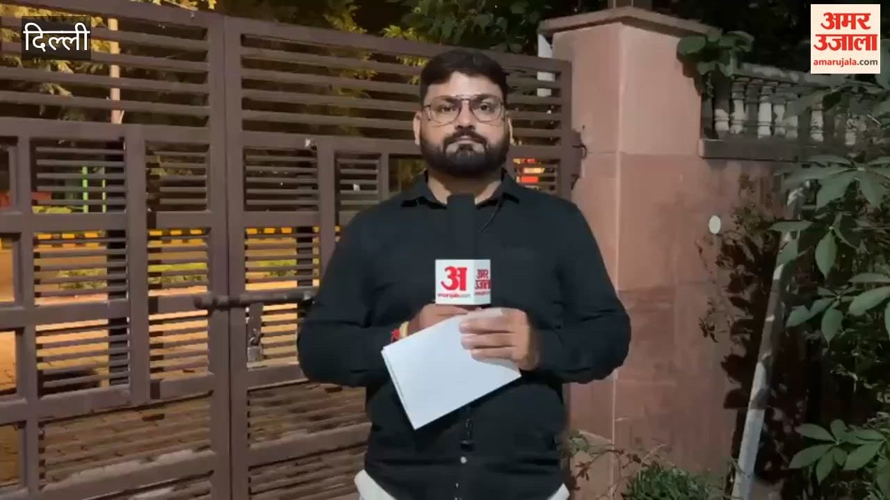 What did government say about Delhi three garbage mountains