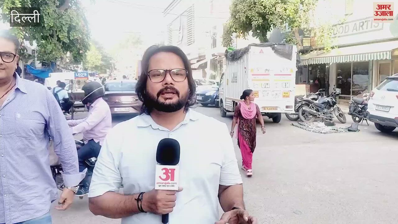 Kirti Nagar Furniture Market Roads Turn into Parking Lots Ground Report