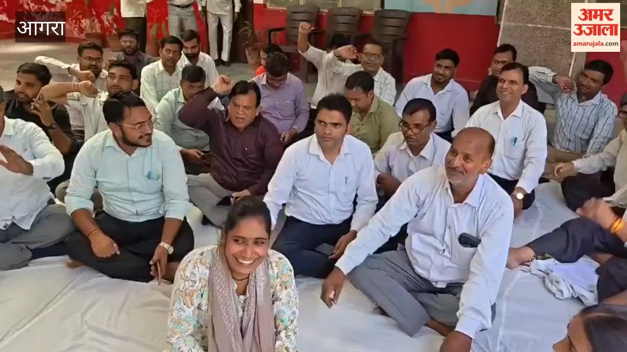 Lekhpals submitted an eight-point memorandum to Tehsildar