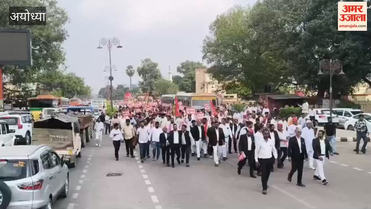 अयोध्या में ज्ञानेश कुमार के इस्तीफे की मांग को लेकर सपा का पैदल मार्च