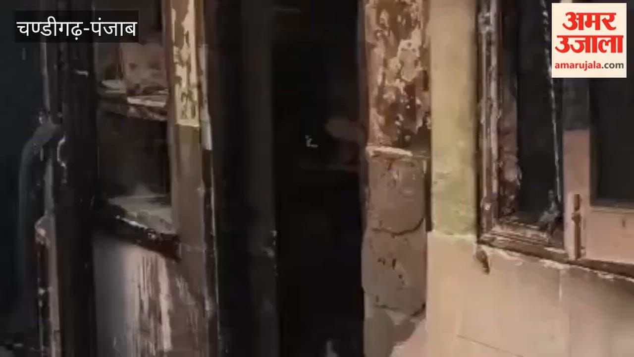 Fire breaks out in a house in Kotkapura due to gas leakage; two cylinders explode.