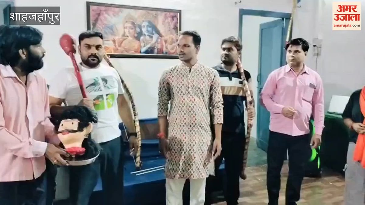 ओसीएफ रामलीला: निकल आईं तलवारें और गदा, सजने लगीं सेनाएं, फिर छिड़ेगा राम-रावण युद्ध