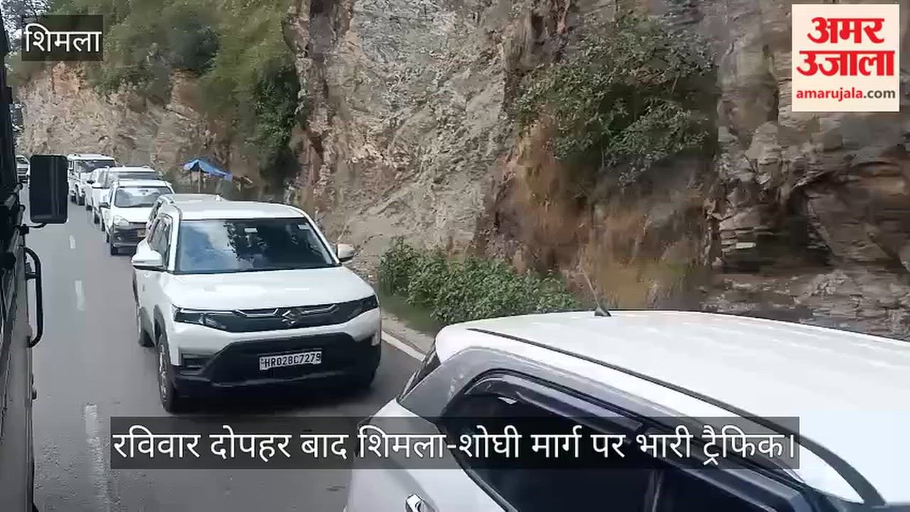 shimla shoghi road traffic jam tourist vehicles weekend