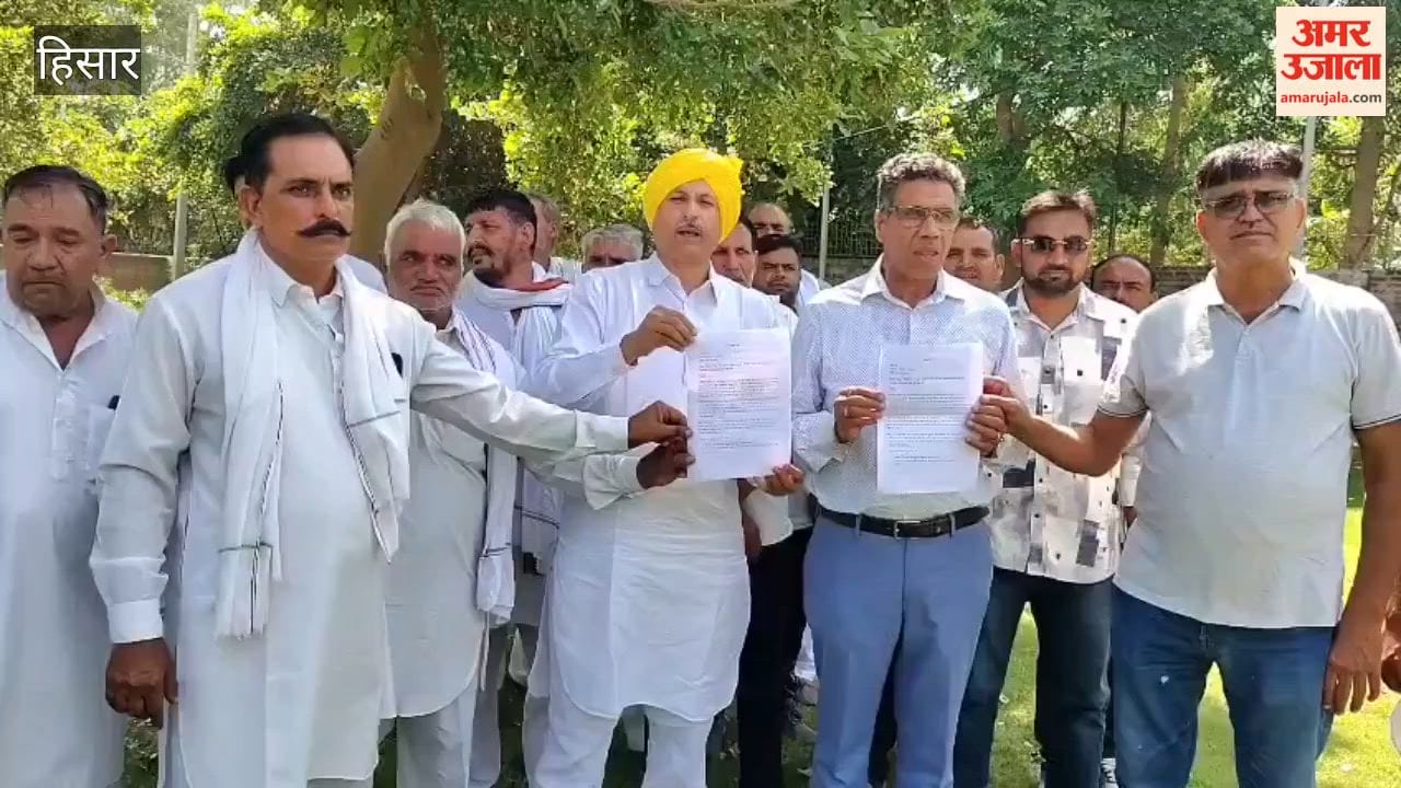 ITI building in Hansi's Sisay ready for 10 years, yet classes have not started; villagers submit memorandum to the DC.