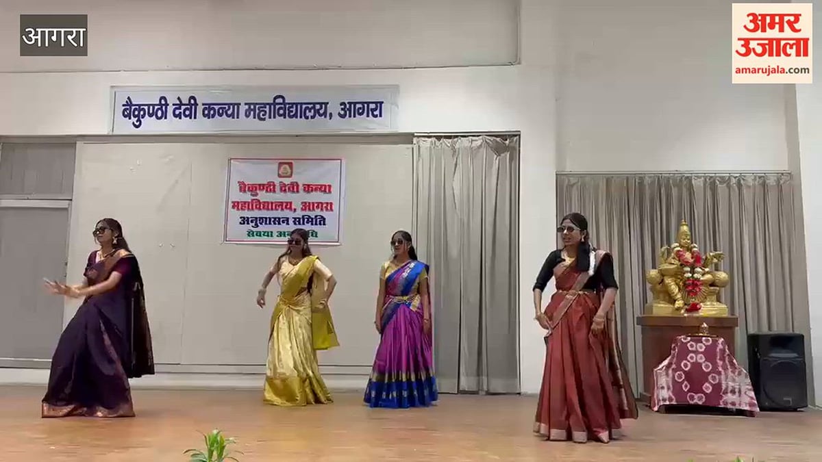 VIDEO:  अनुशासन और नैतिकता के प्रति छात्राओं को किया जागरूक, प्रीफेक्ट्स को बेहतर कार्य के लिए किया प्रेरित