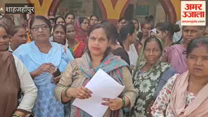 ASHA workers protest at CHC over their demands