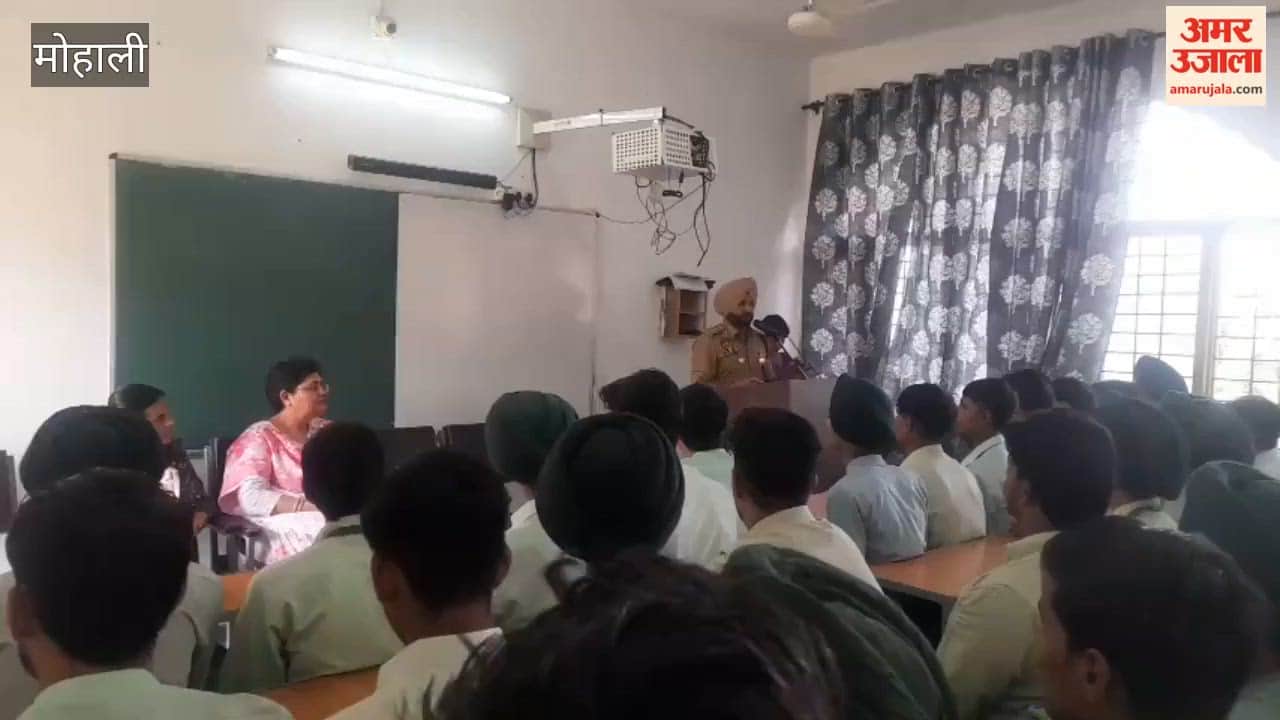'Police ki Pathshala' (Police Classroom Session) at Meritorious School, Sector-70, Mohali