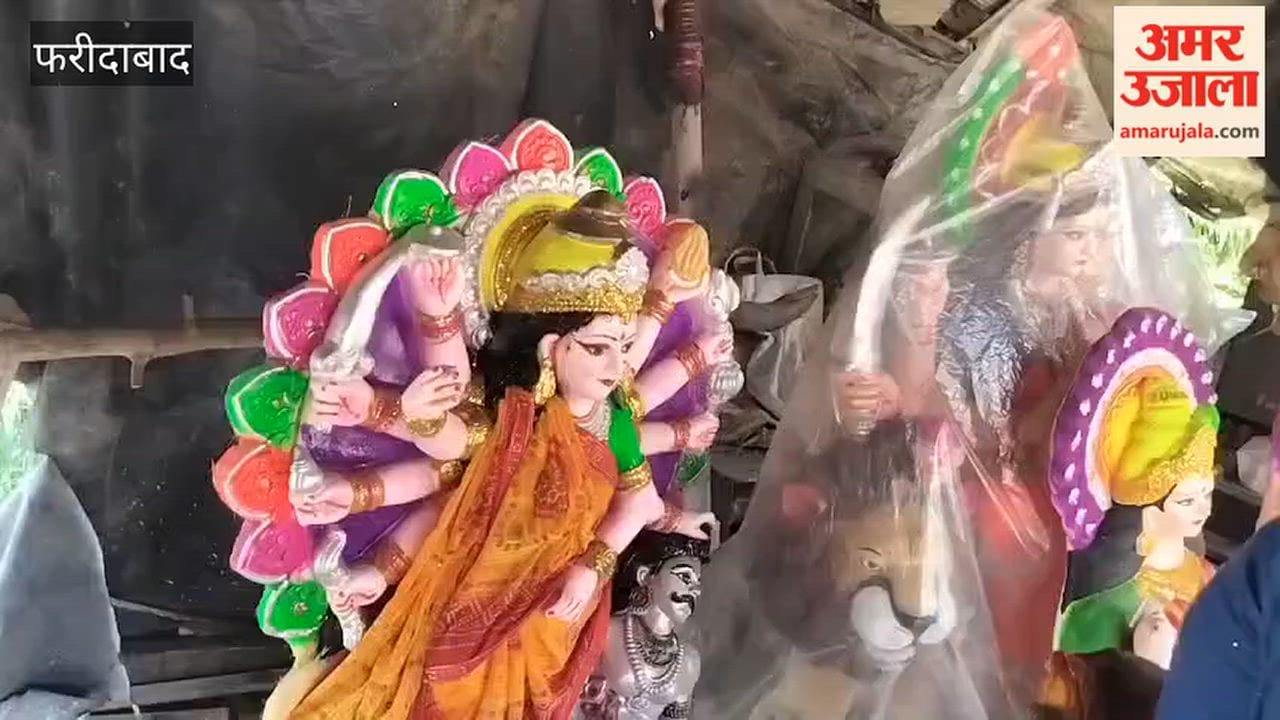 Faridabad Artisans preparing idols of Goddess Durga