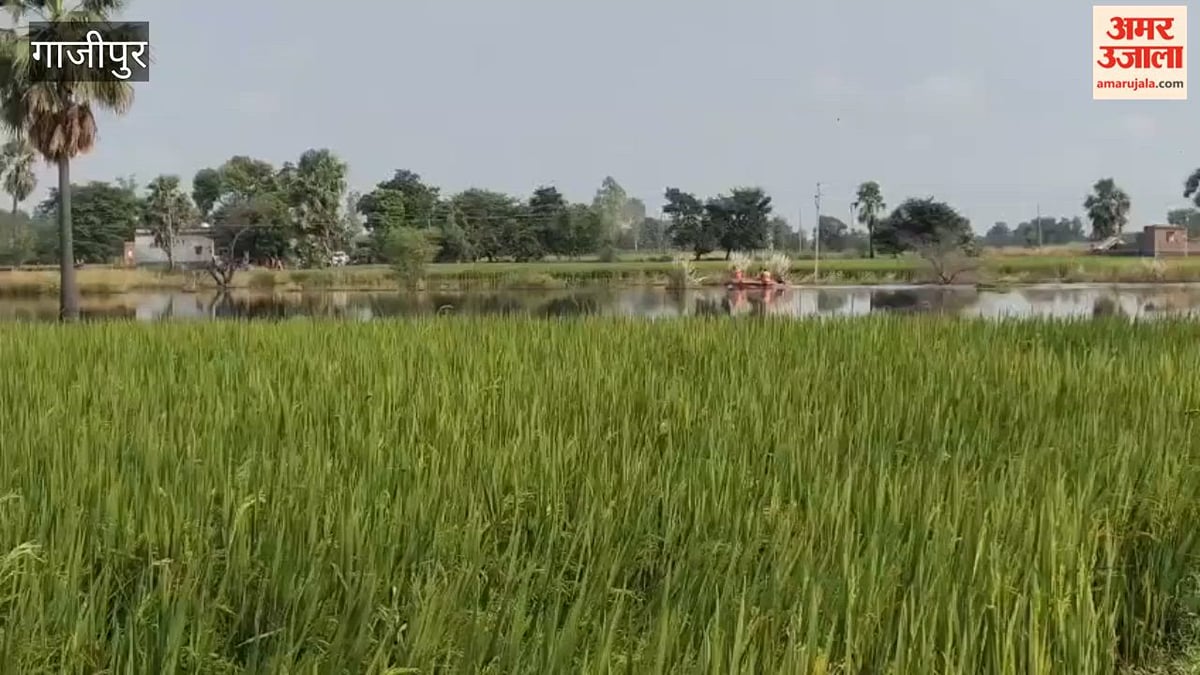 गाजीपुर: पुलिस कार्रवाई के बाद नदी में कूदे दो युवक, एक लापता; तलाश में जुटी एनडीआरएफ