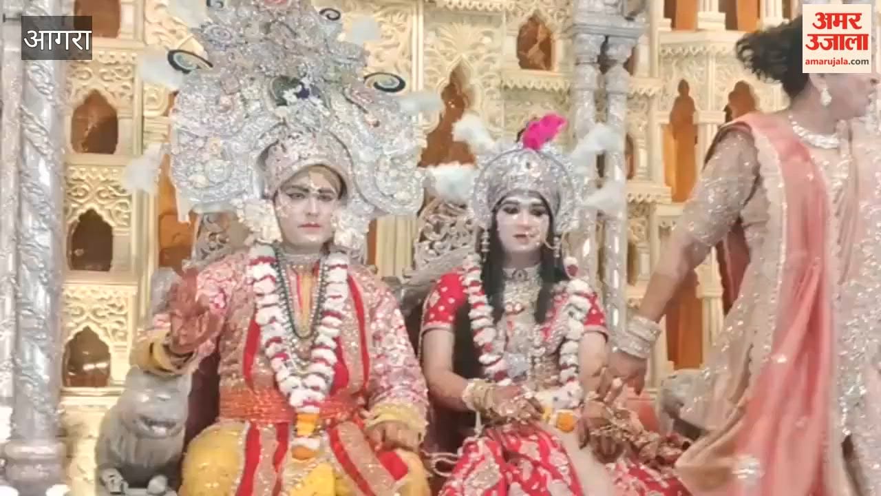 Crowd of devotees thronged Janakpuri in Agra