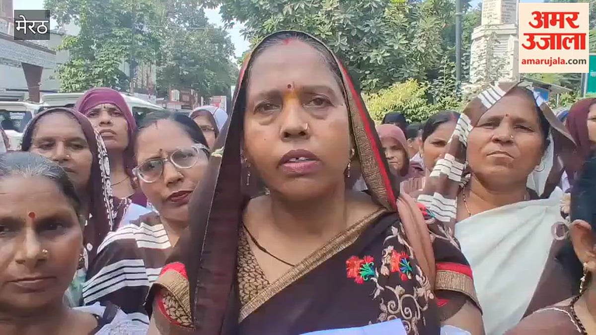 वेतन बढ़ाने की मांग पर आशा कार्यकर्ताओं का मार्च, कमिश्नरी से कलेक्ट्रेट तक प्रदर्शन, सीएम के नाम सौंपा ज्ञापन