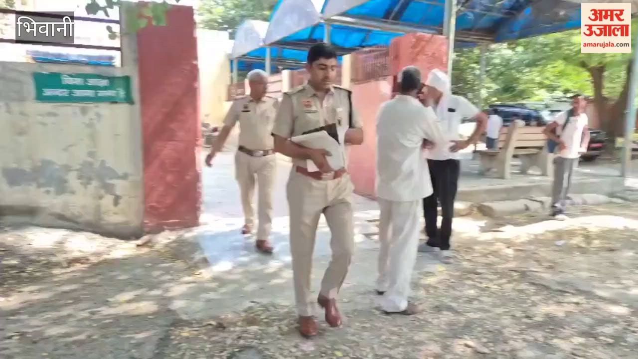 83 year old woman dies after being hit by train at Bawanikheda in Bhiwani