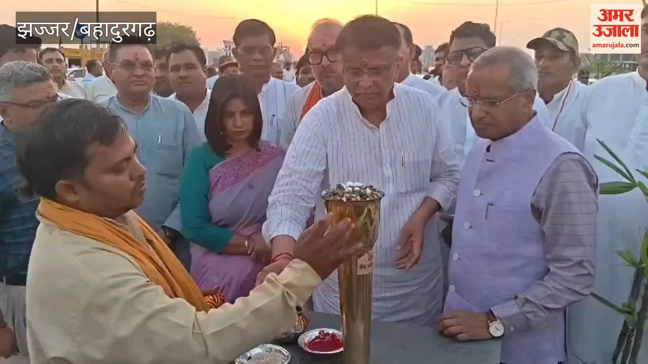 Former minister lays foundation stone for Seva Jyoti Chowk at Yakubpur Reliance MET City.