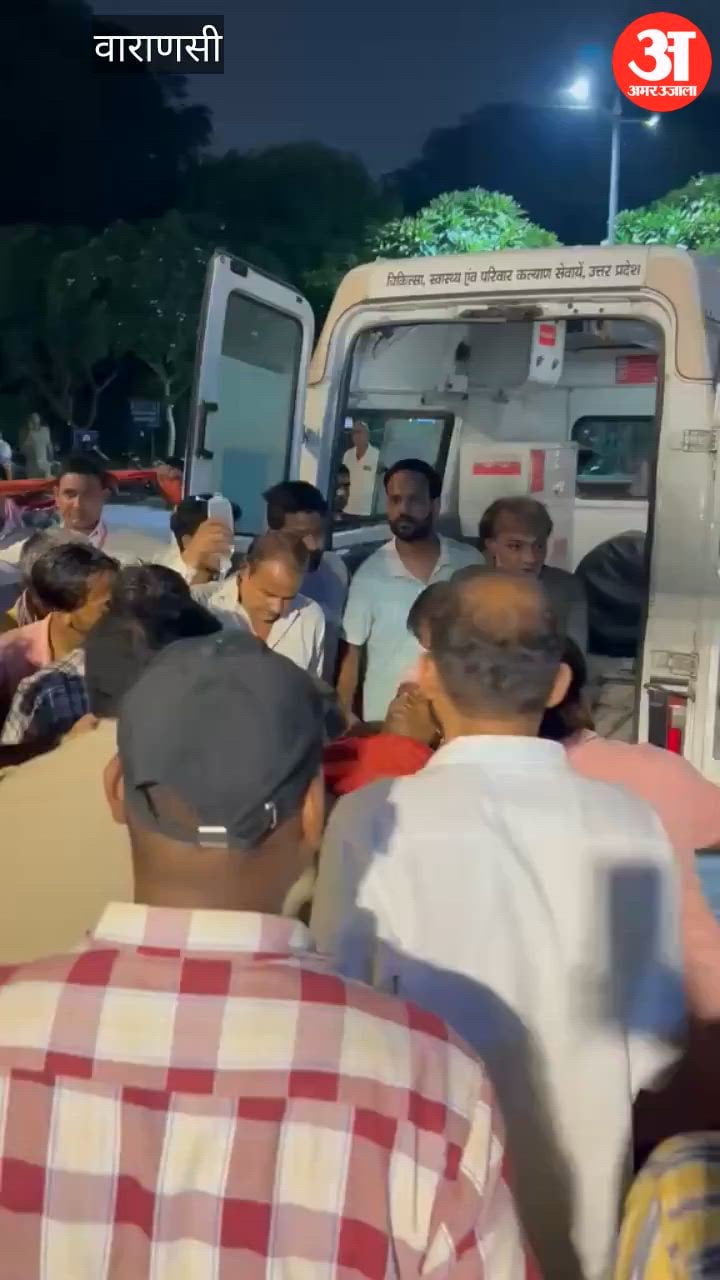 दालमंडी में ध्वस्तीकरण के दौरान दीवार गिरने से दुकानदार घायल, VIDEO