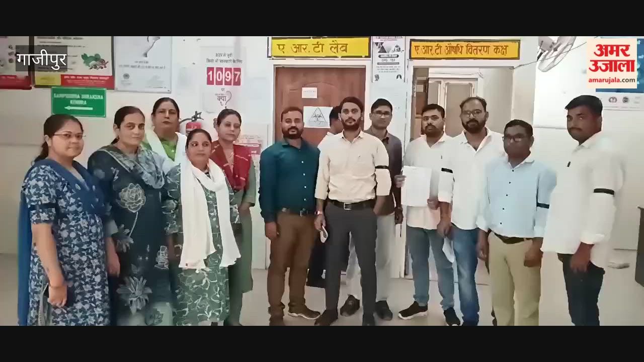Protest held wearing black armbands over demands