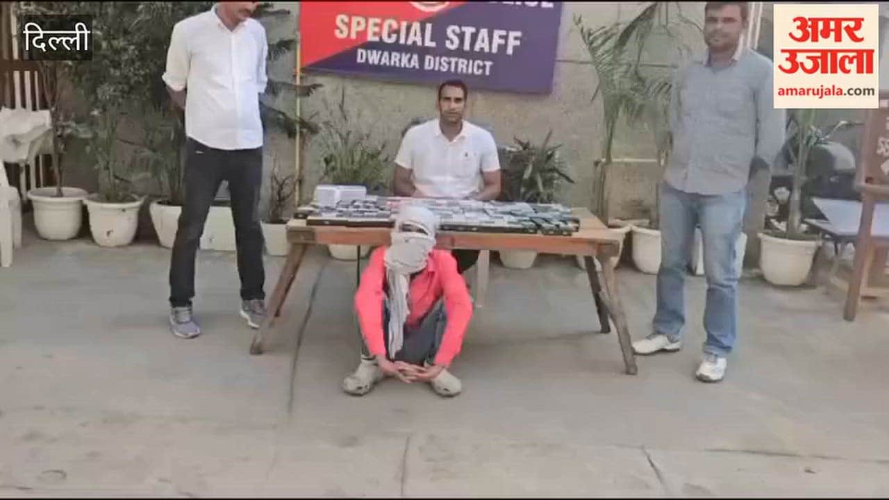 Shopkeeper arrested in Delhi with 106 banned e-cigarettes