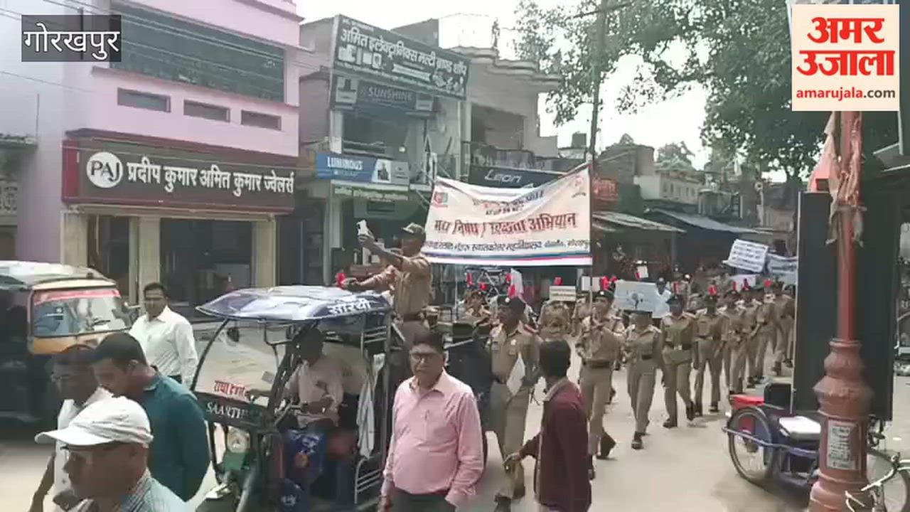 students organize rally to Promote drug free living and cleanliness in bansgaon