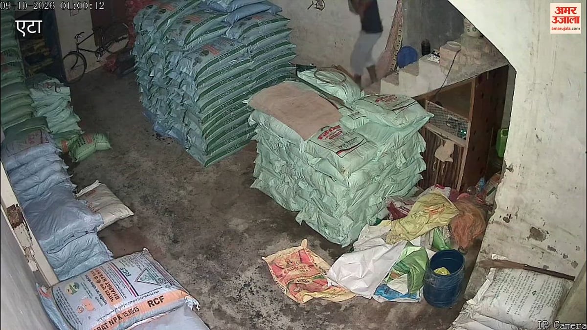 VIDEO: एक साथ तीन दुकानों में चोरी, पांच माह में दूसरी बार चोरों का धावा
