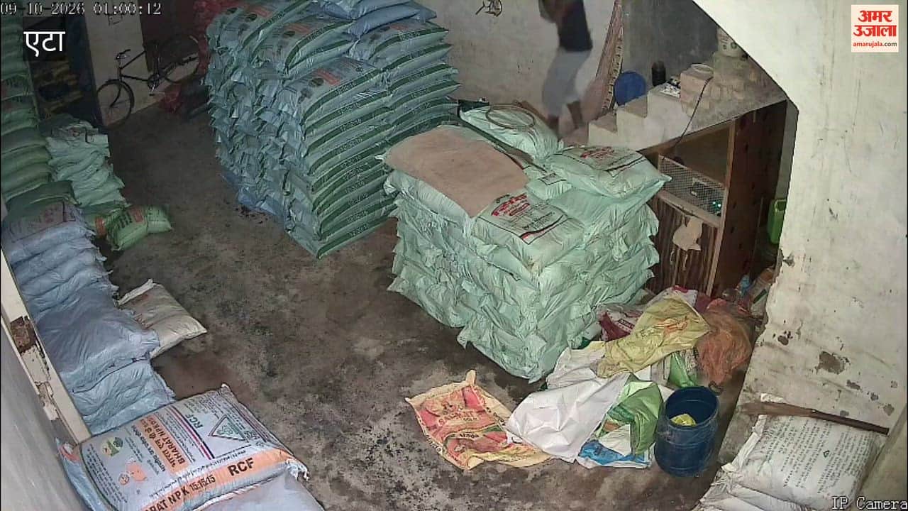 Theft at three shops simultaneously; thieves strike for the second time in five months.