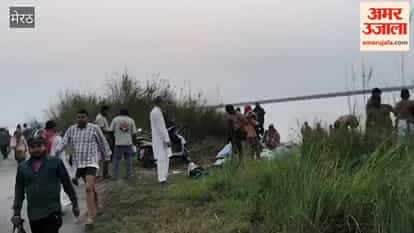Crowd of devotees gathered at Ganga Ghats on Pitru Amavasya, people struggled with traffic jam