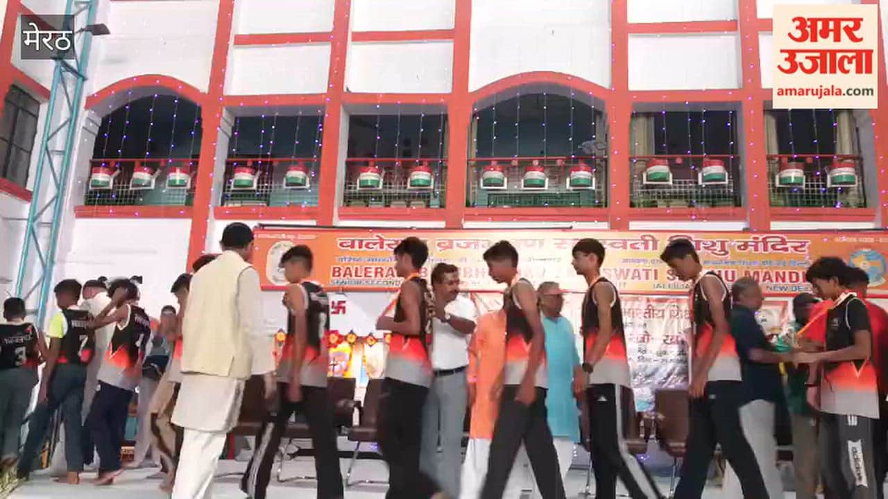 Meerut: Kho-Kho tournament concludes; winning players honored.