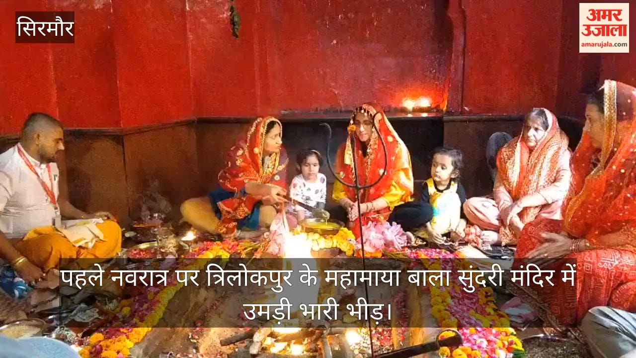 Trilokpur Bala Sundari Temple First Navratri Crowd