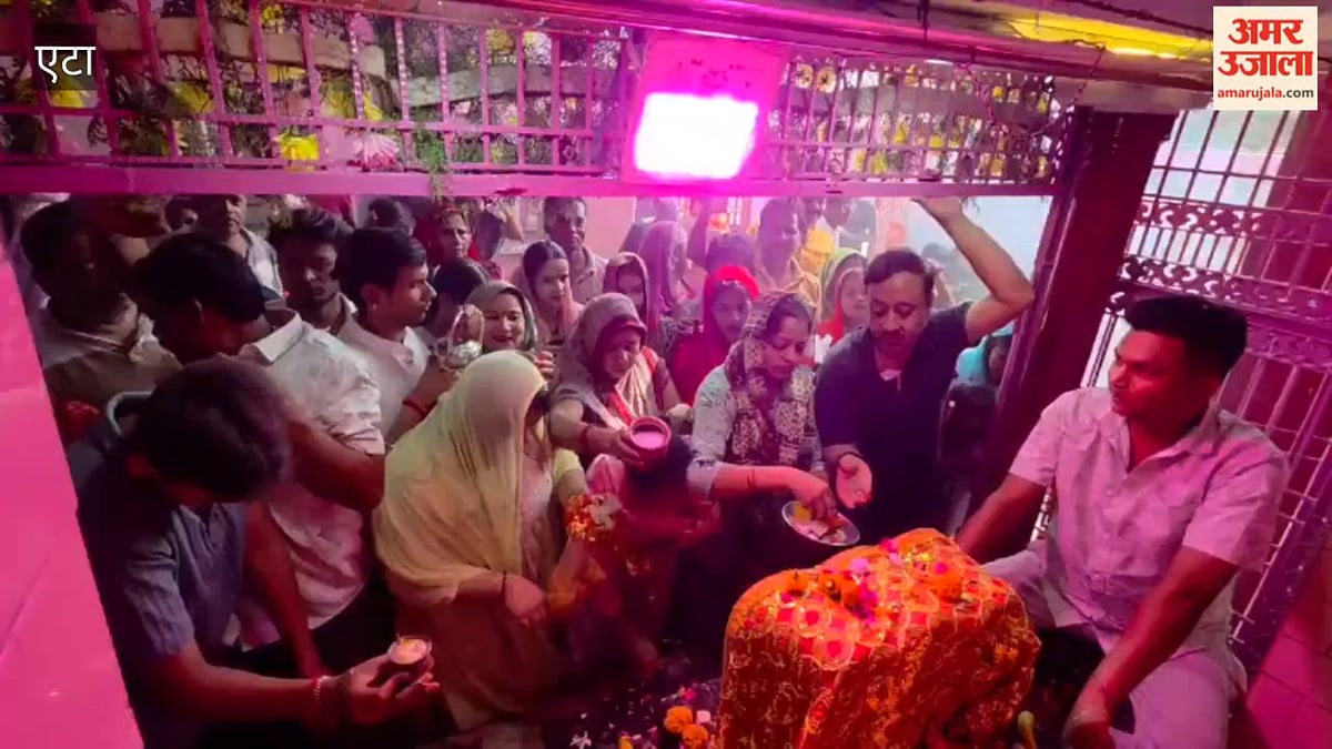 VIDEO: नवरात्र पर मंदिरों में उमड़ी श्रद्धालुओं की भीड़, मां शैलपुत्री के जयकारों की रही गूंज