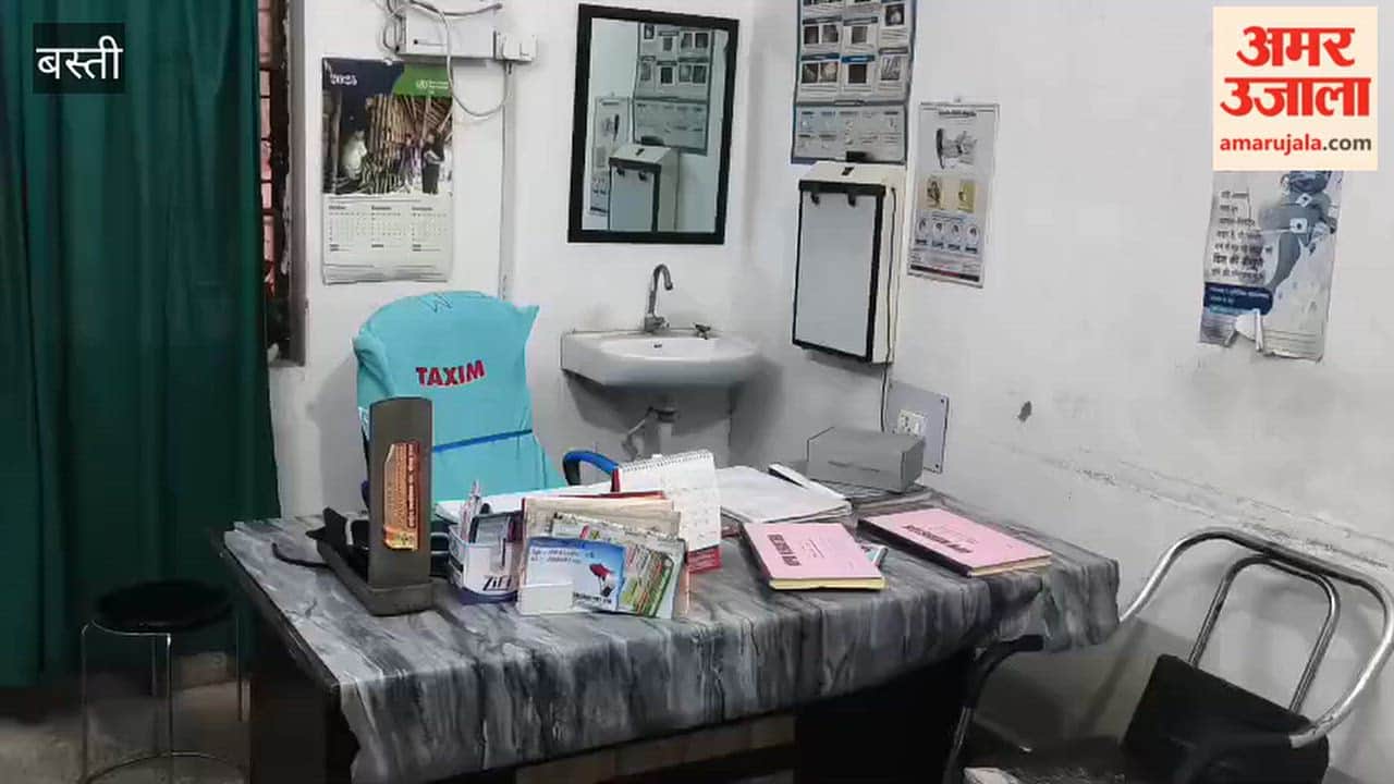 The doctor's chair at CHC Bahadurpur Kalwari remained vacant in the afternoon.