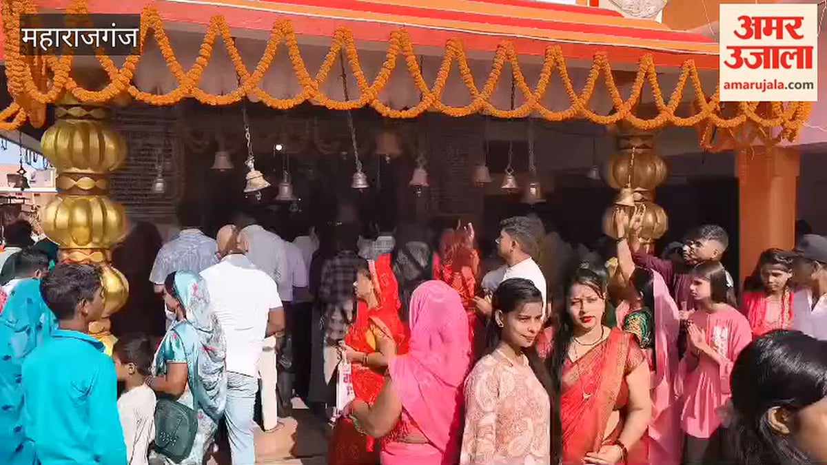 नवरात्रि पर दुर्गा मंदिरों में उमड़ी श्रद्धालुओं की भीड़