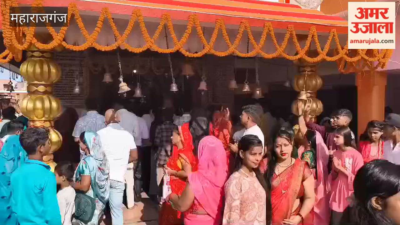 Crowds of devotees thronged Durga temples on Navratri.