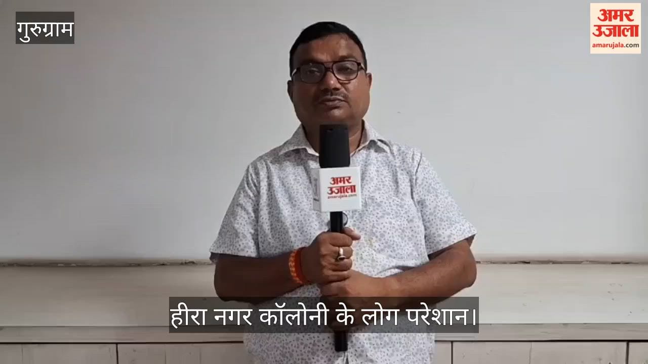 Traffic disrupted by extra pipes lying in middle of road in Gurugram