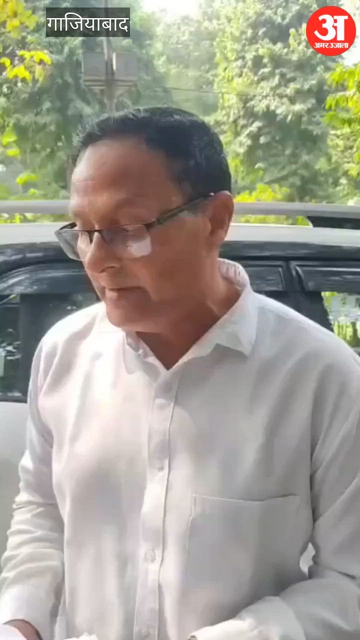 गाजियाबाद में आदेश पर भी जीडीए ने नहीं किया ध्वस्तीकरण, कारोबारी ने किया आत्मदाह का प्रयास