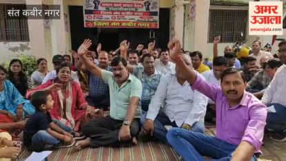 NHM employees continue work boycott; stage sit-in at CMO office.