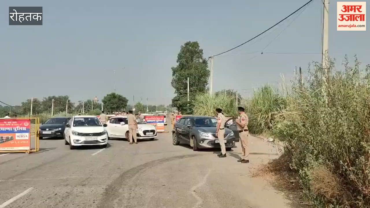 Several leaders placed under house arrest in Rohtak; police turning back youths at toll plazas.