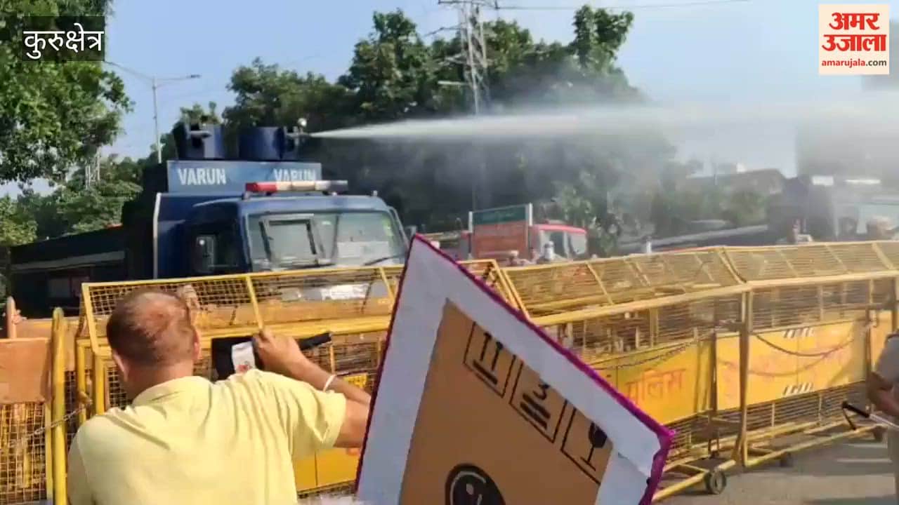 Teachers regroup in Kurukshetra after facing the use of force and water cannons.