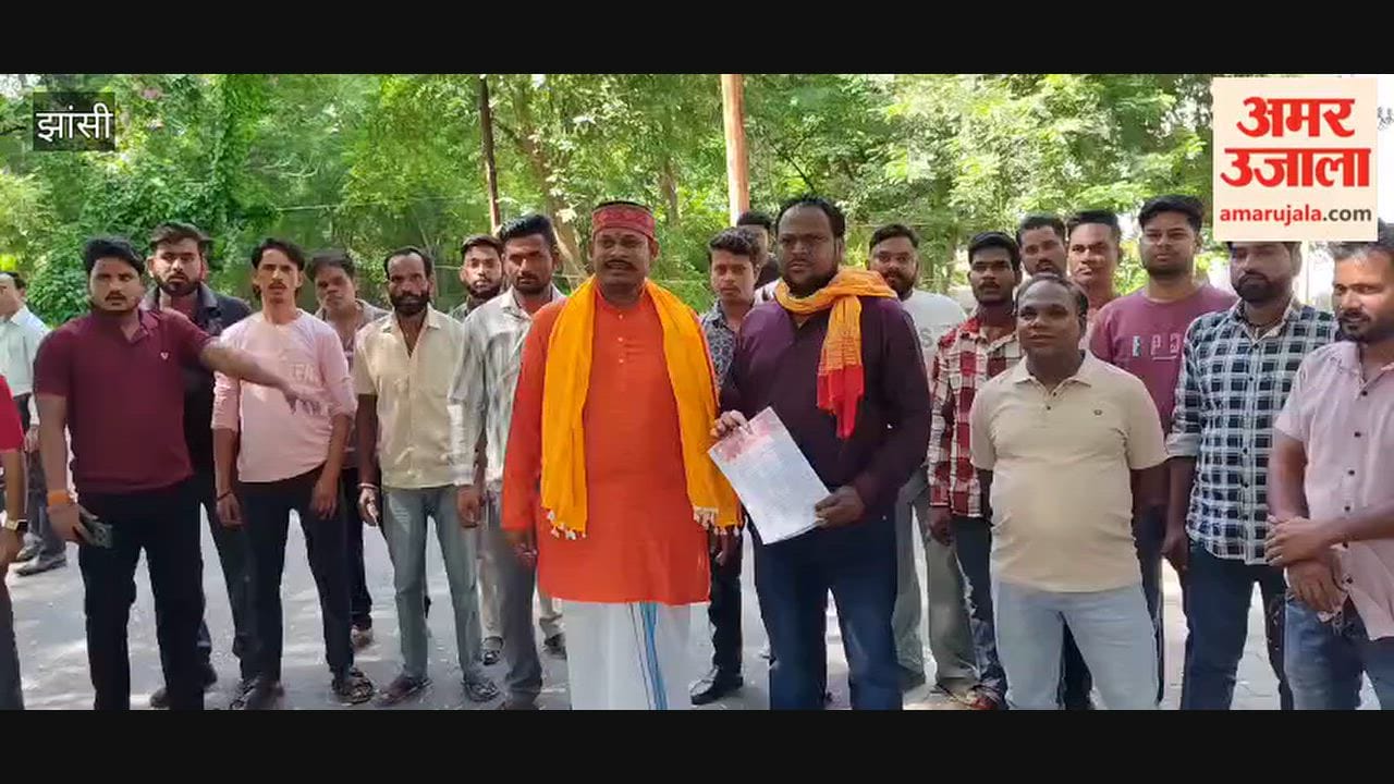 Demand to allow entry only to Hindus at Garba-Dandiya events after verifying Aadhaar cards.
