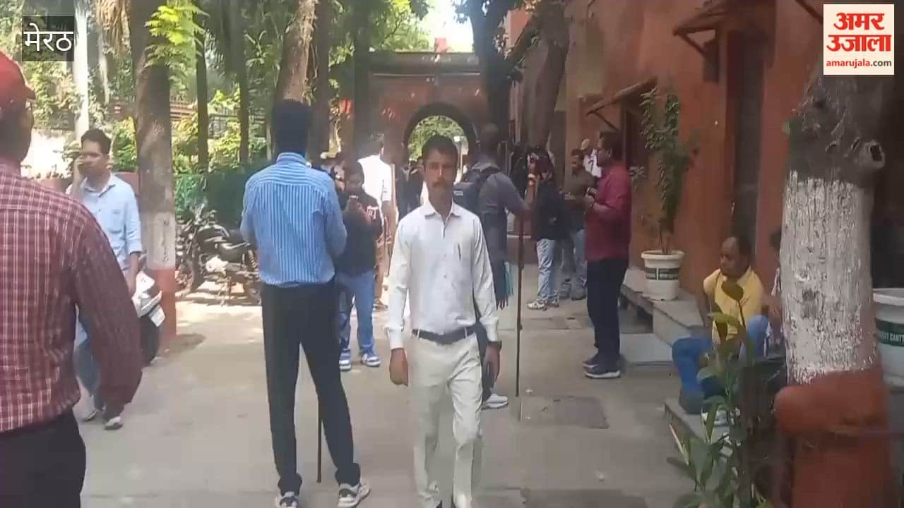 Saurabh Murder Case: Crowd Gathers Outside Meerut Court, All Eyes on Sentencing of Muskan and Sahil
