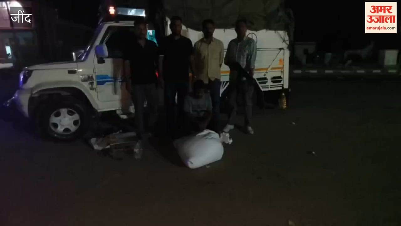 Police raid in Jind's Vikas Nagar; 55.20 grams of smack seized from two women.