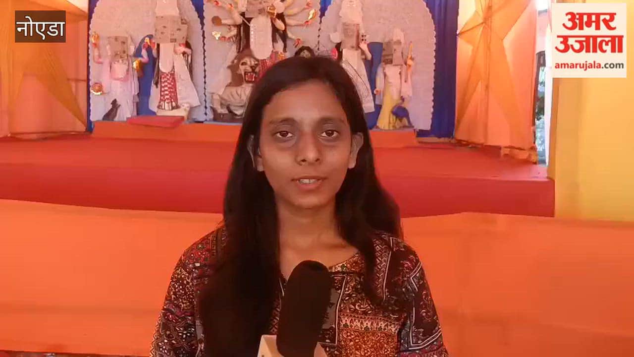 grand pandal has been set up at Kalibari in Greater Noida