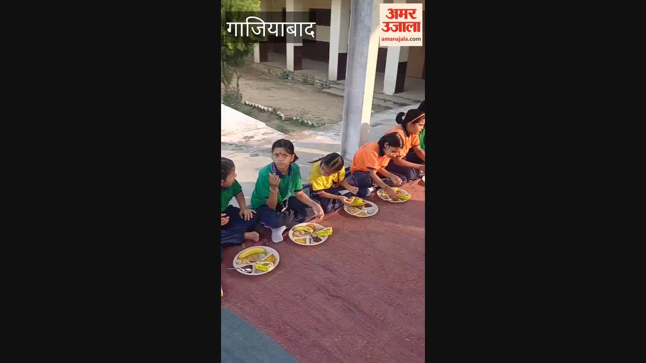 Students in Muradnagar receive a message on Indian culture and respect for women
