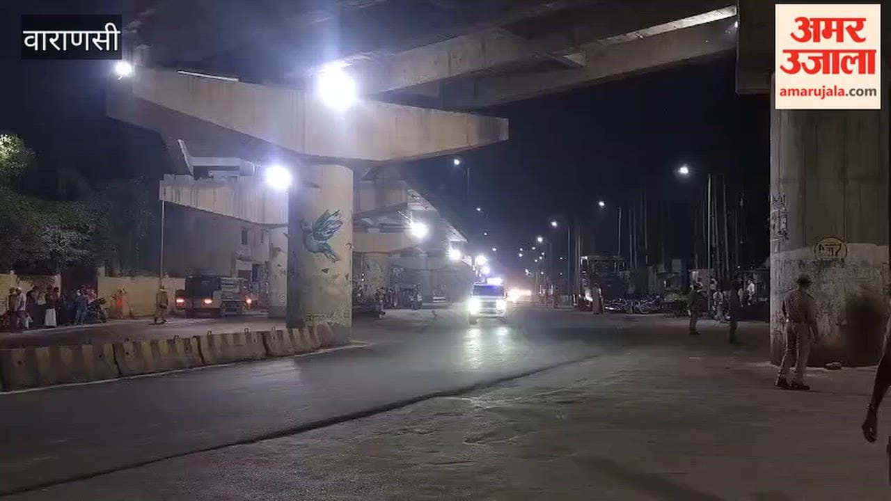 Video: CM Yogi sets out from Kazzakpura towards Namo Ghat