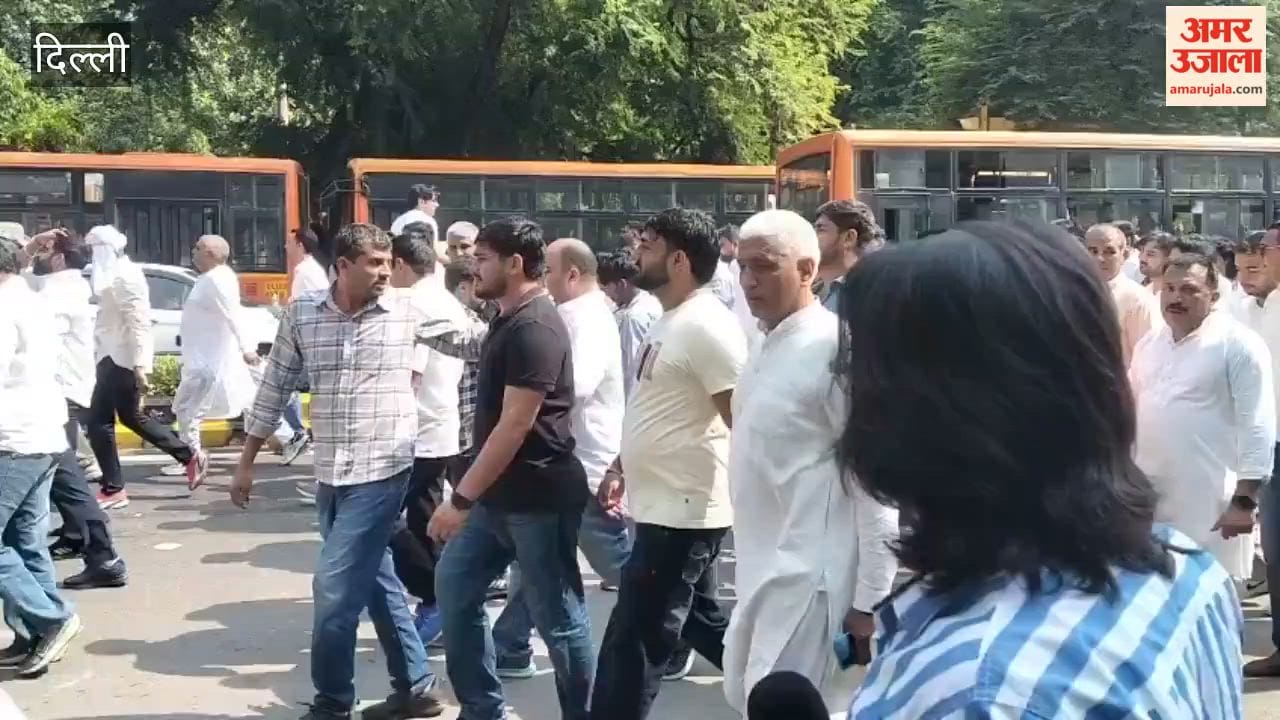 Youth Congress march against the CEC
