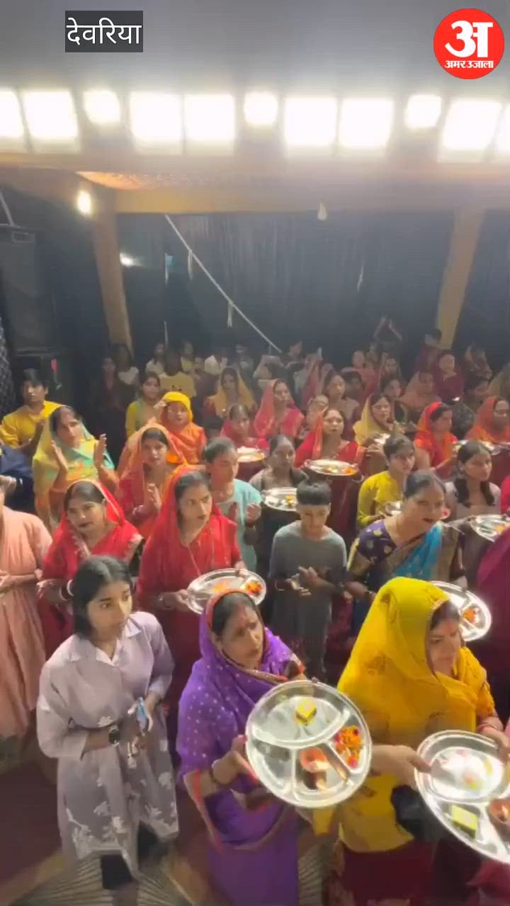 देवरिया: नवरात्र के पहले दिन मां दुर्गा की 15 फीट ऊंची प्रतिमा स्थापित