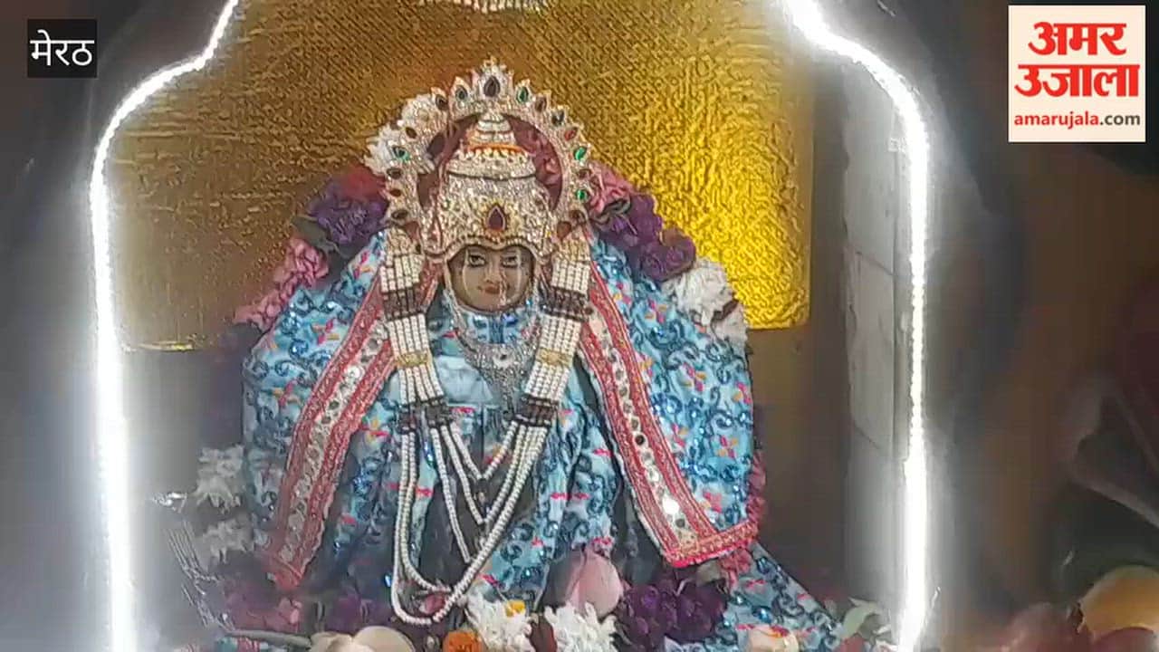 Devotees Throng Ancient Mansa Devi Temple in Meerut During Navratri