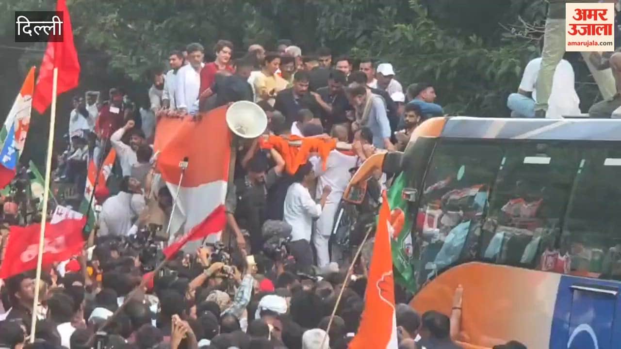 Opposition parties march against SIR and Gyanesh Kumar