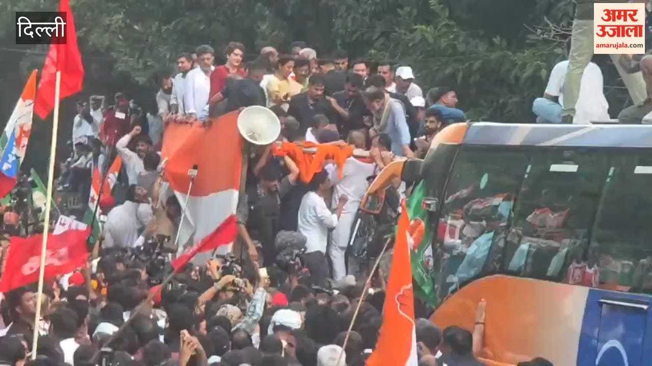 Opposition parties march against SIR and Gyanesh Kumar