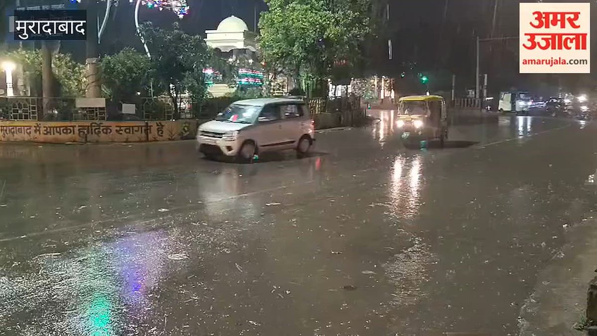 मुरादाबाद में अचानक बदला मौसम, बारिश में भीगते गुजरे राहगीर