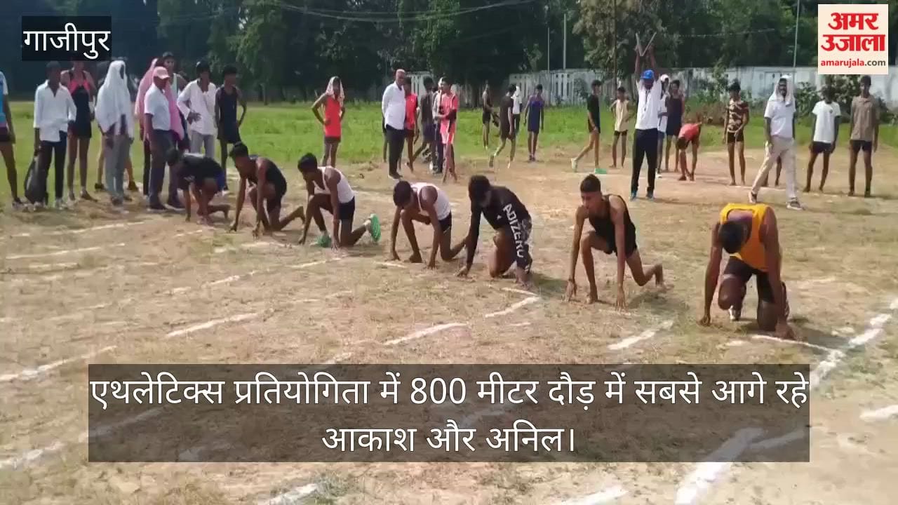 Akash and Anil took the lead in the 800-meter race at the athletics competition