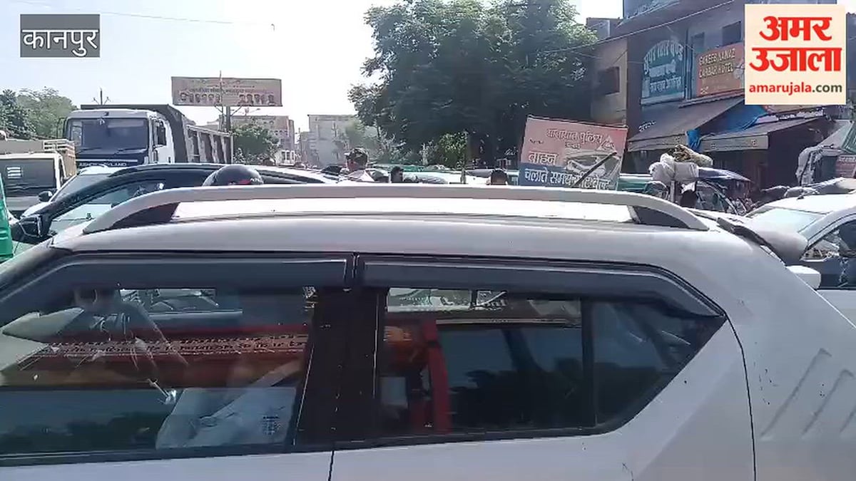 शुक्लागंंज: नवीन गंगापुल मोड़ पर चार घंटे रहा जाम, परेशान हुए वाहन सवार